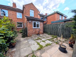 Photo 19- click for photo gallery